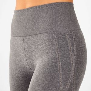 Fabletics | Seamless High Waisted Capri